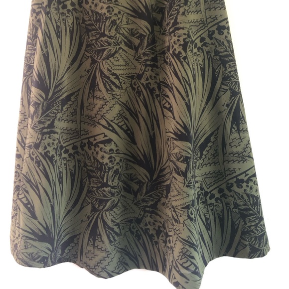 A-Line Skirt sz Small - Picture 3 of 6